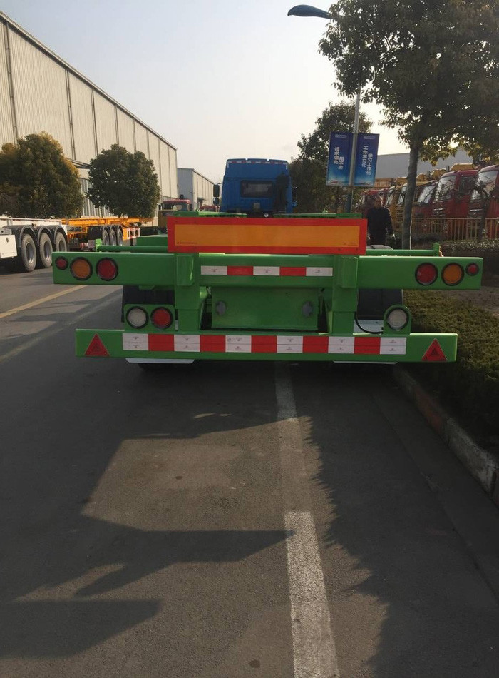 Side Lifter 3 Axles Truck Mounted Crane 20ft 40ft FUWA Brand Tri Axle