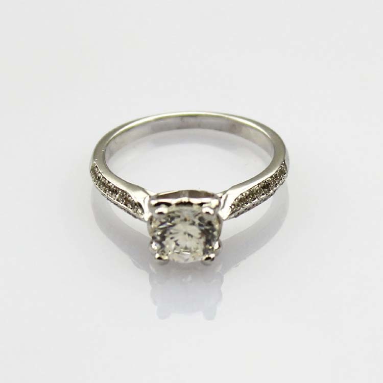 Sterling Silver Round Cubic Zirconia Engagement Ring(R289)