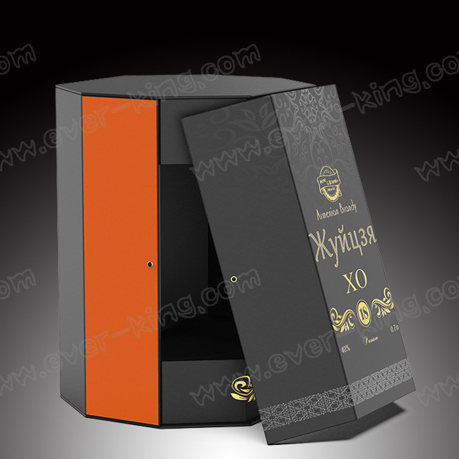 Luxury PU Leather Cardboard Packaging For Brandy Wine Gift Box