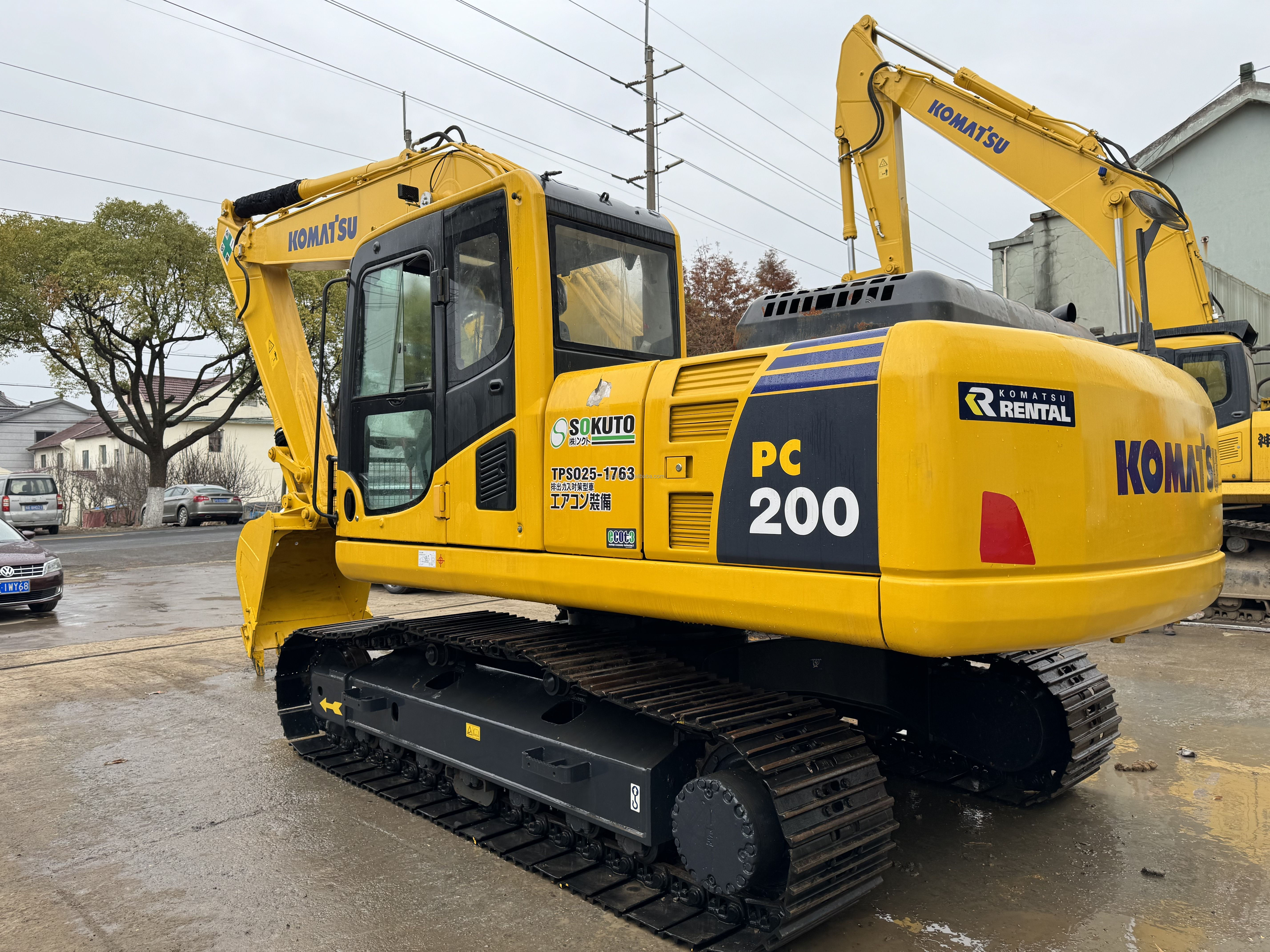 used Japan excavator machine komatsu pc200 excavator used excavator pc220 japan original construction equipments