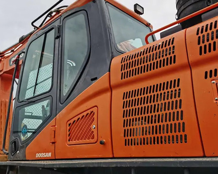 3.2m3 Bucket Doosan 520 Excavator DX520 DX520LC-9C Secondhand Digger