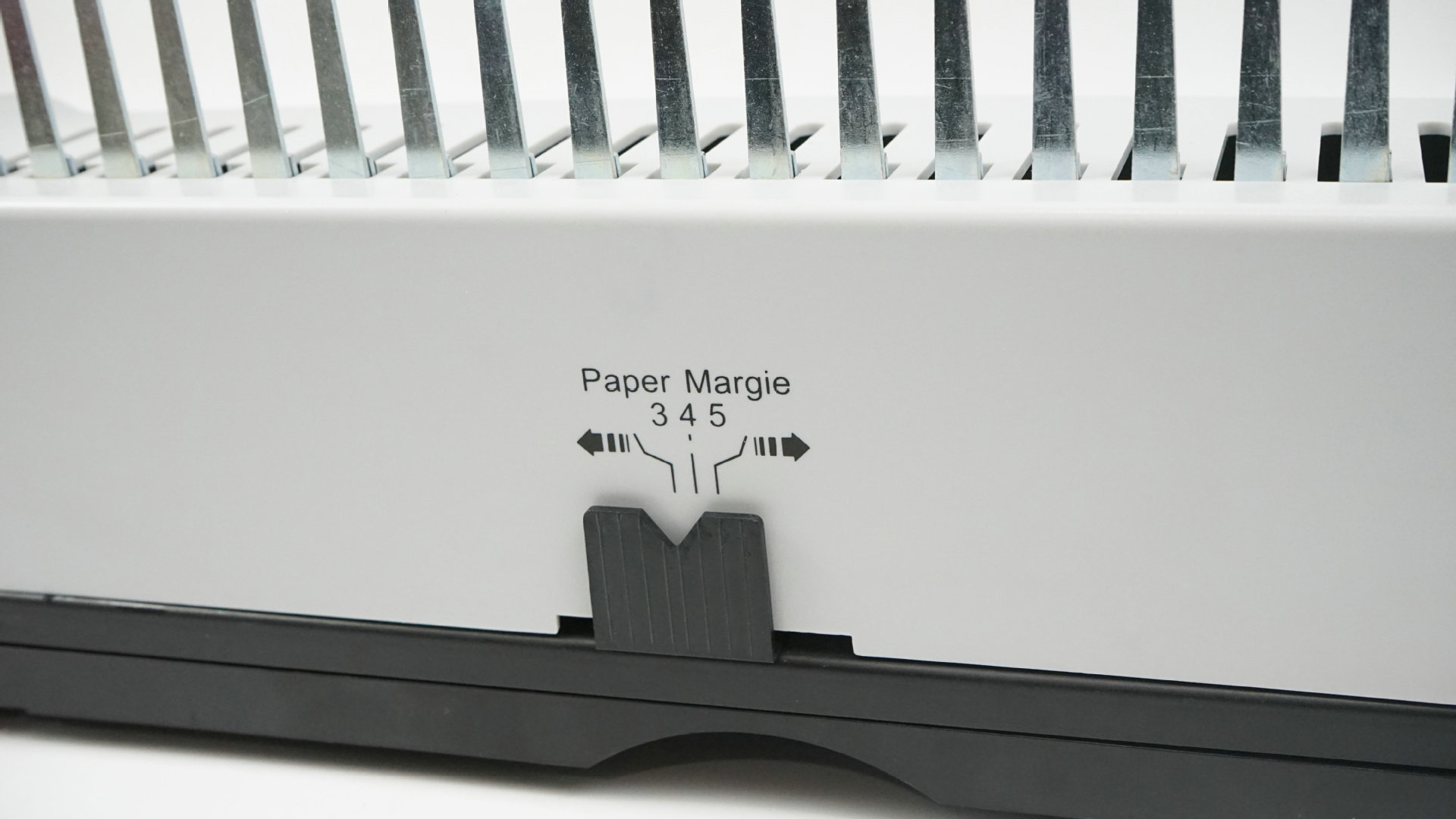 21 Holes Plastic Spiral Coil Binding Machine with 3-5mm Hole Margin and High Capacity