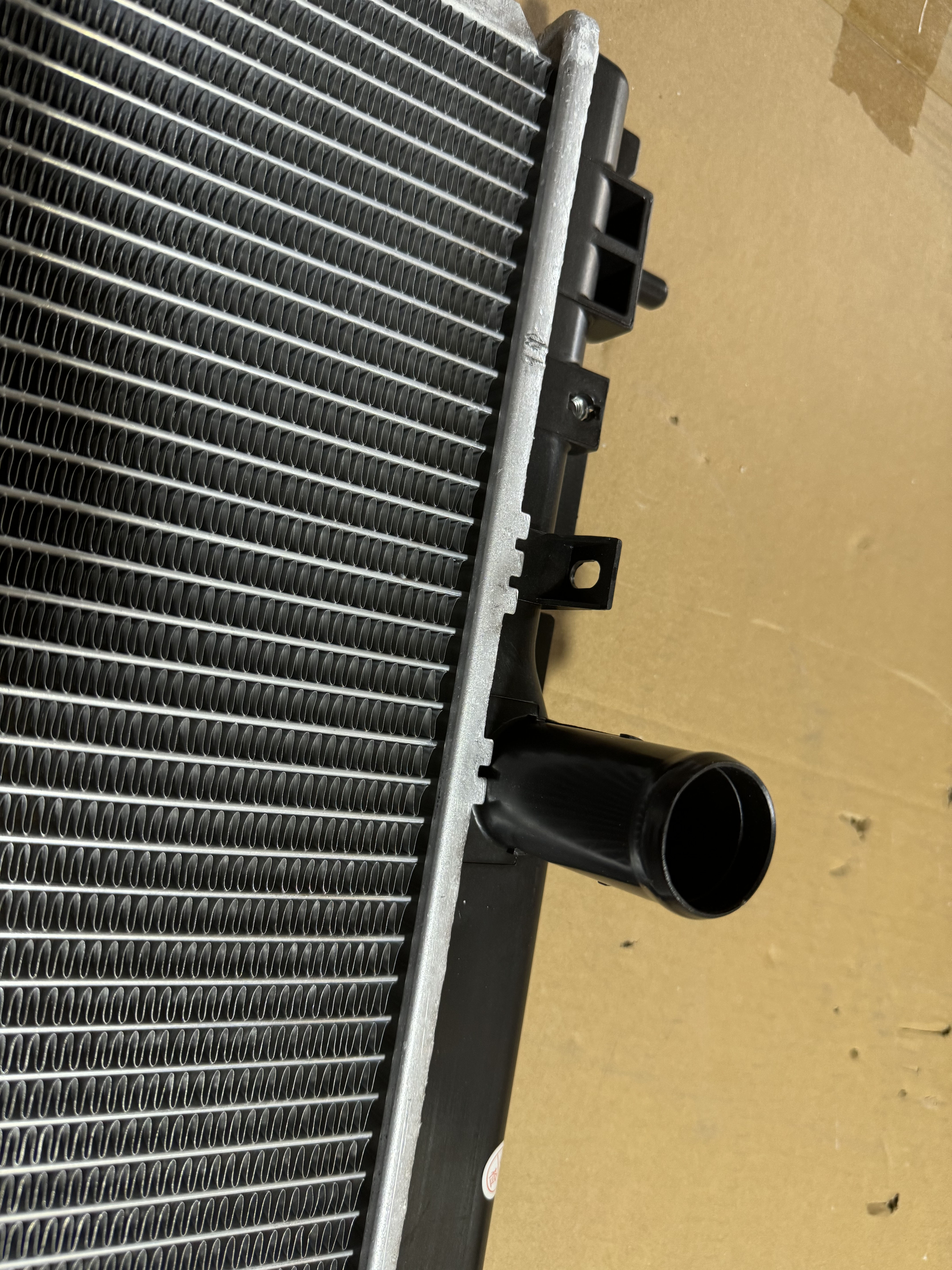 1640028280 Engine Coolant Cooler Radiator for 2000-2001 TOYOTA Camry 2.4 ACV30