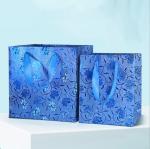 Stand Up 210gsm Craft Paper Gift Bag With Handles Hot Stamping Handbag