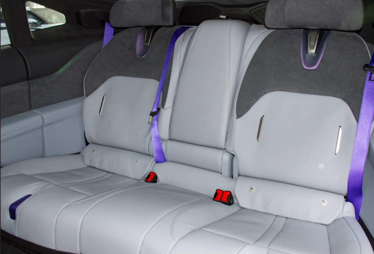 GAOHE Hiphi Z 2023 5-seater version 4 Door 5 seats Sedan medium and large car