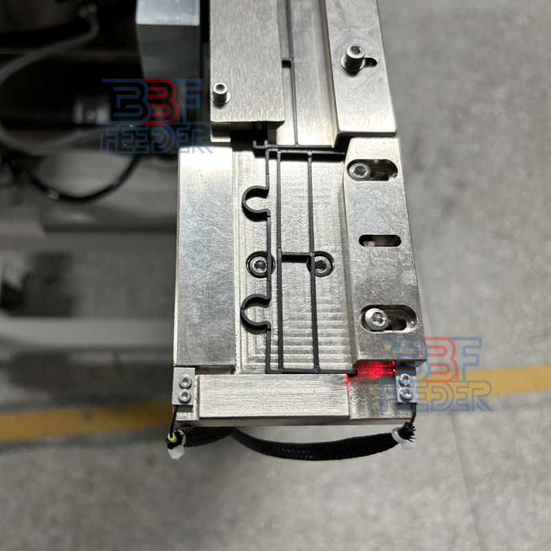 Large Capacity Vibratory Bowl Feeder Irregularly Shaped Material Vibrating Feeder Plate