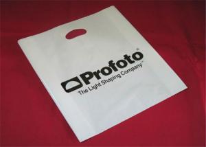 Quality LDPE Material Clothing Plastic Packaging Bags With Handle Custom Logo Printed wholesale