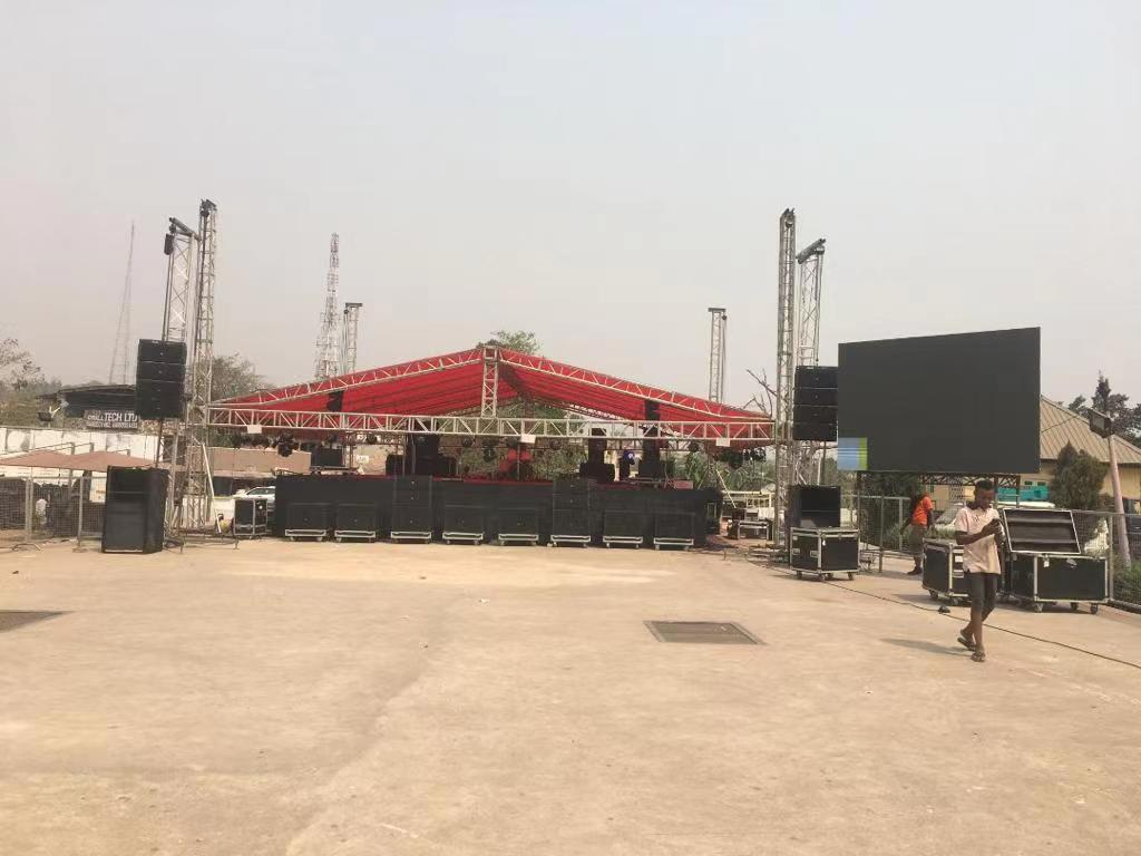 ARE AUDIO dual 12 inch high-performance outdoor line array speaker systems for open-air concerts