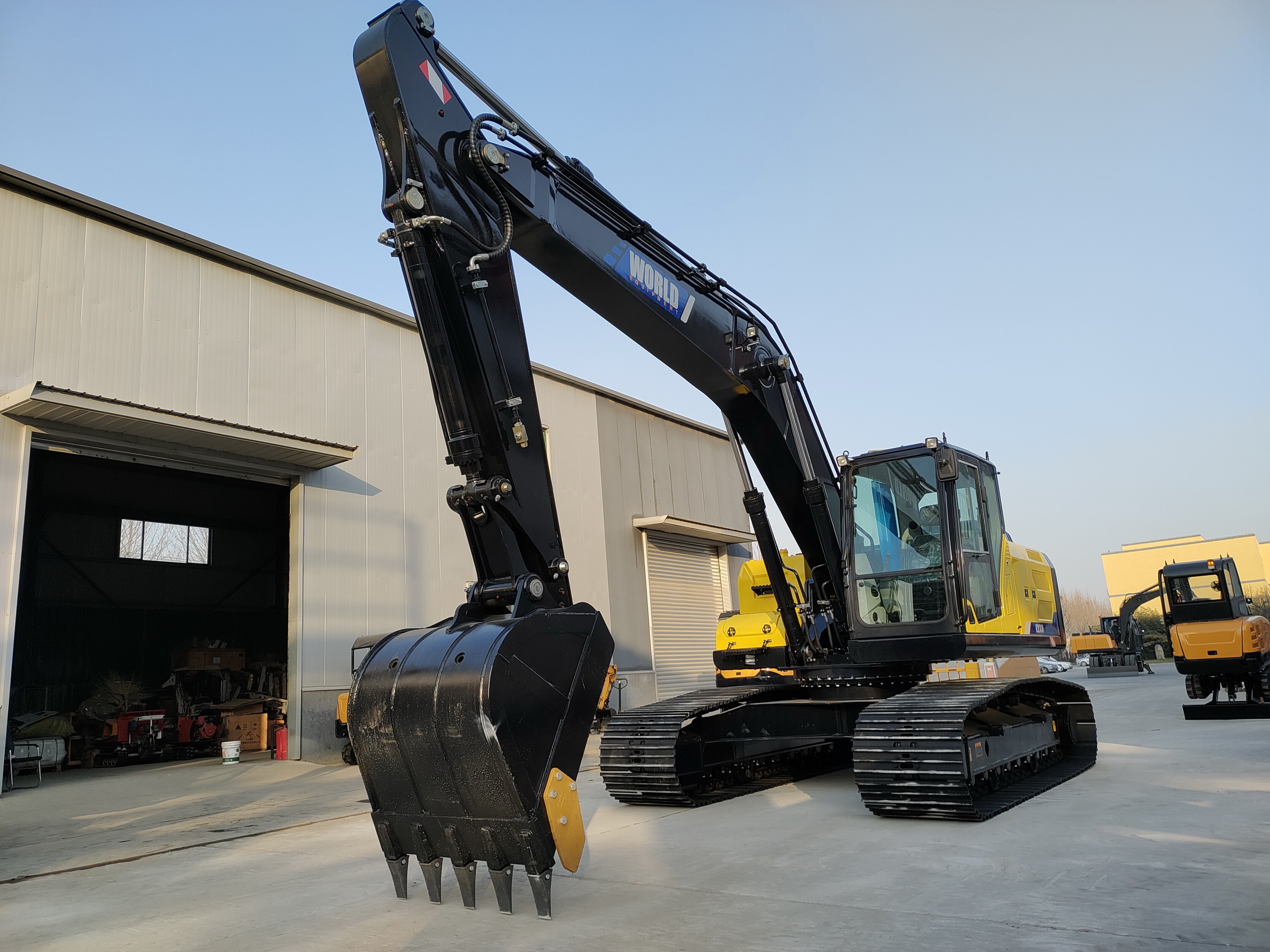 Construction Hydraulic Crawler Excavator Operating Weight 18000-30000kg 1cbm bucket