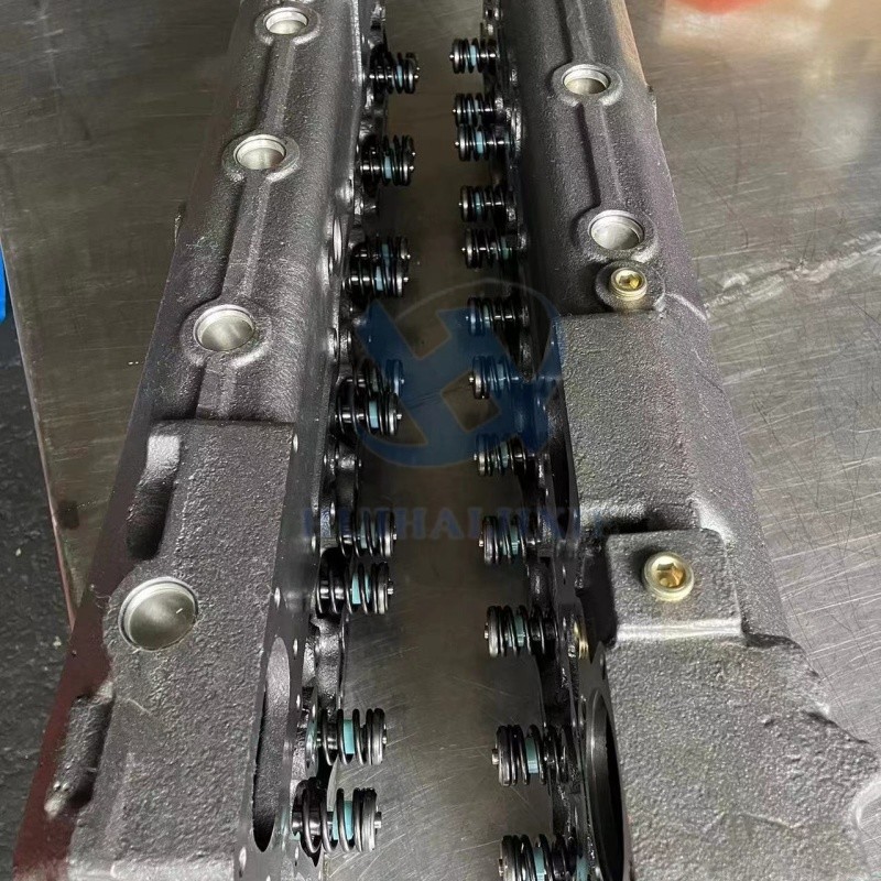 Construction Machinery Parts 7N8876 8N6796 7C-4006 Cylinder Head for 3306 Engine