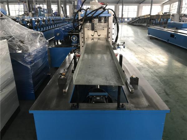 Gcr15 Roller Material Top Hat Roll Forming Machine with 40Cr Shaft / Protect