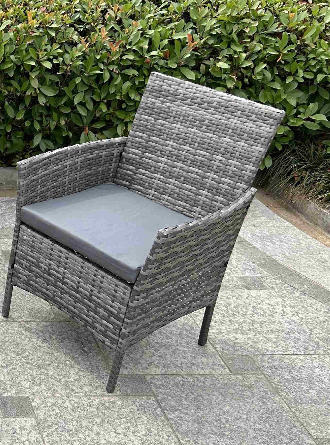 Best 4 PCS Rattan Patio Furniture Set Cushioned Sofa Chair Coffee Table Popular Wicker Look Hotel Outdoor Furniture