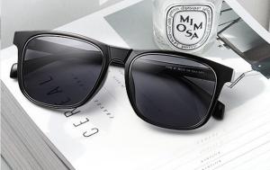 Quality Square TAC Polarised Glass Sunglasses , Square Plastic Sunglasses Men Black wholesale