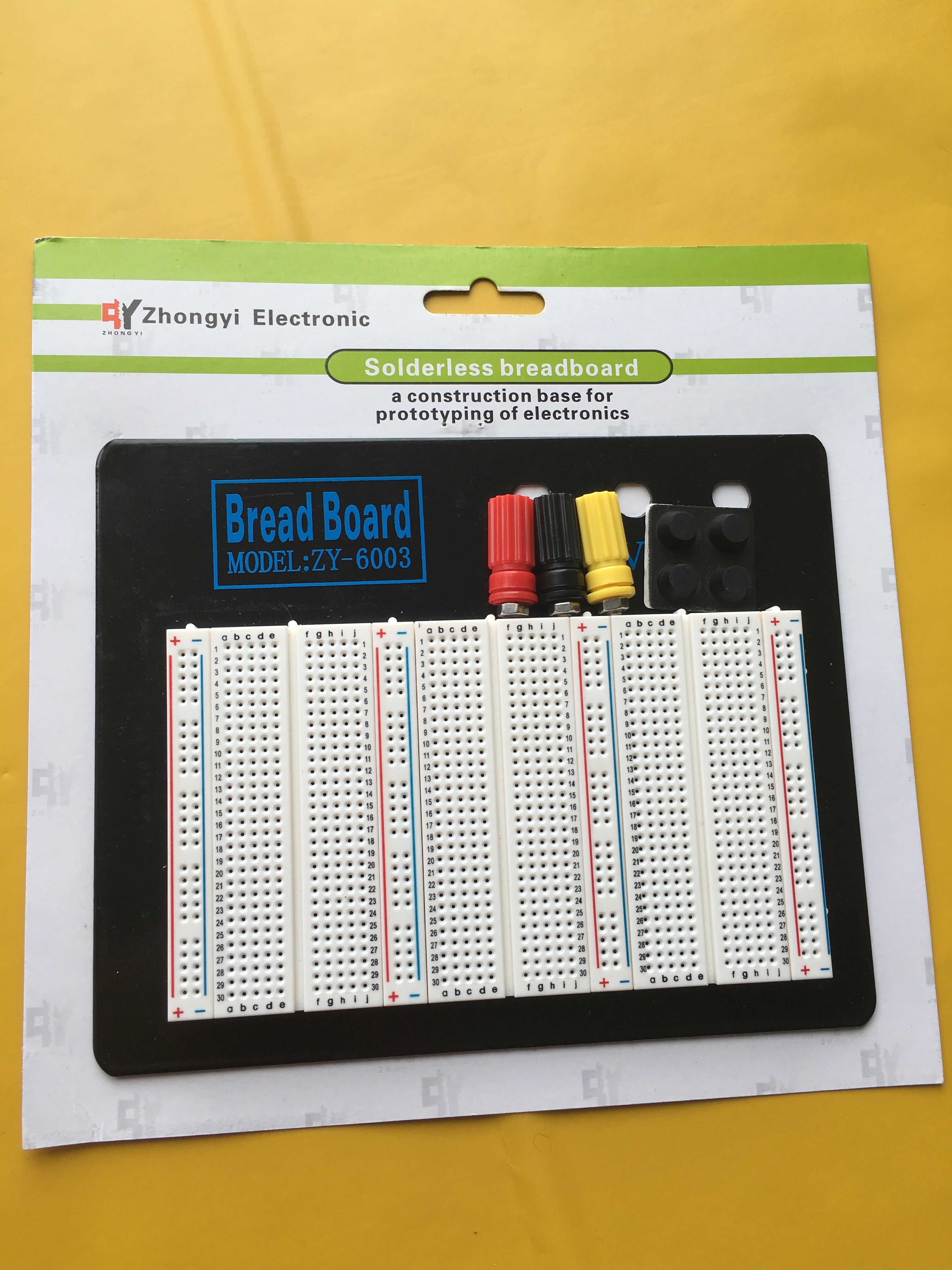 Solderless Breadboard Circuit Projects ABS Material 1100 Points With Metal Plate