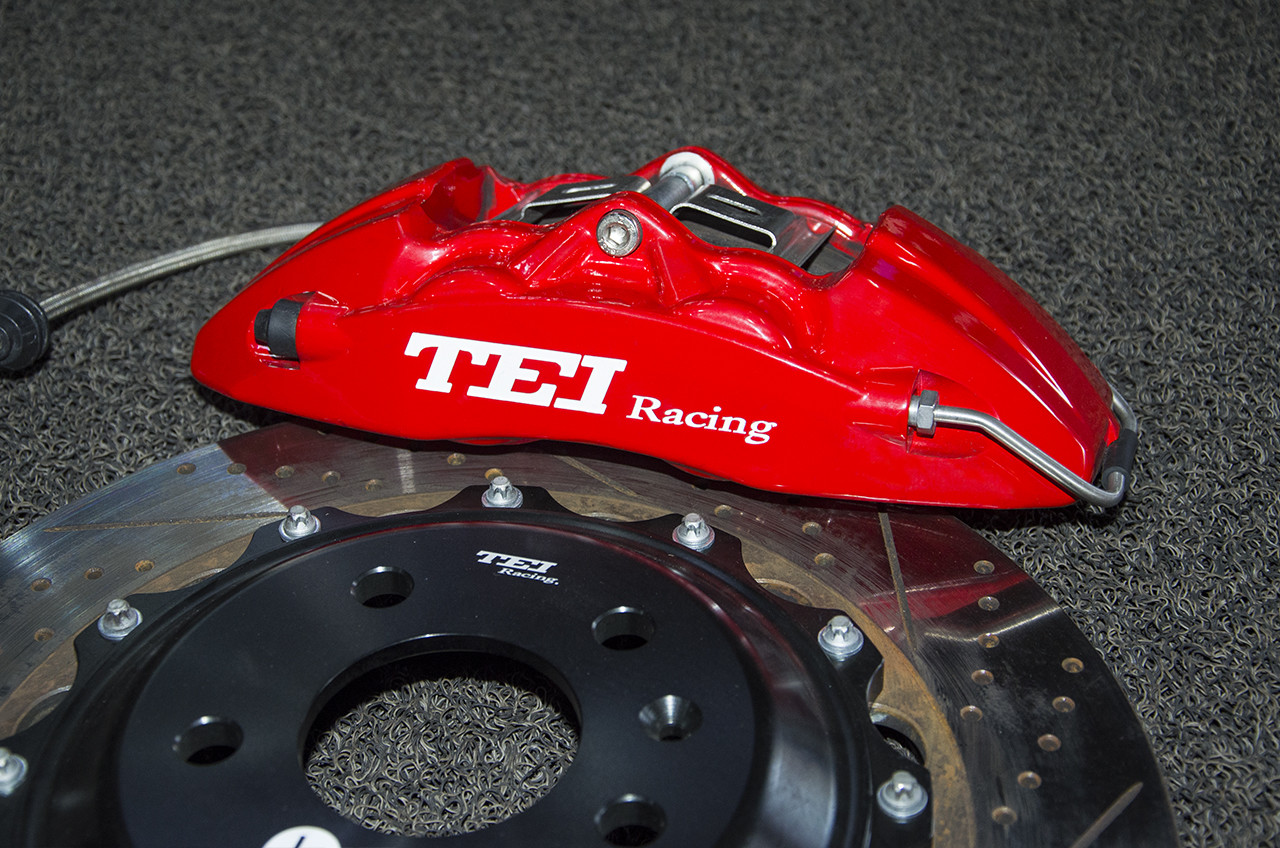 BBK For Audi A4L Installed Big Brake Kits 4 Piston Calipers P40NS