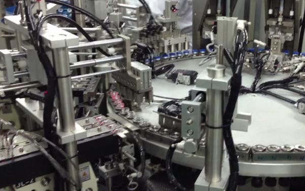 Servo Motor Driven Medical Product Assembly Machine for Non-PVC Soft Bag and