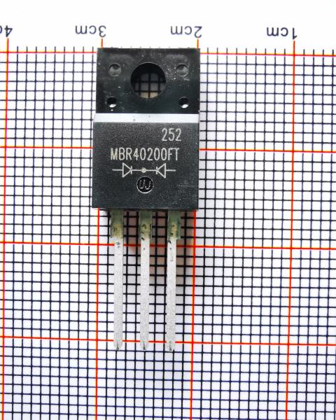 High Quality Good Price MBR40200FT TO-220F-3L 40A 200V Schottky Diode MBR4040FT