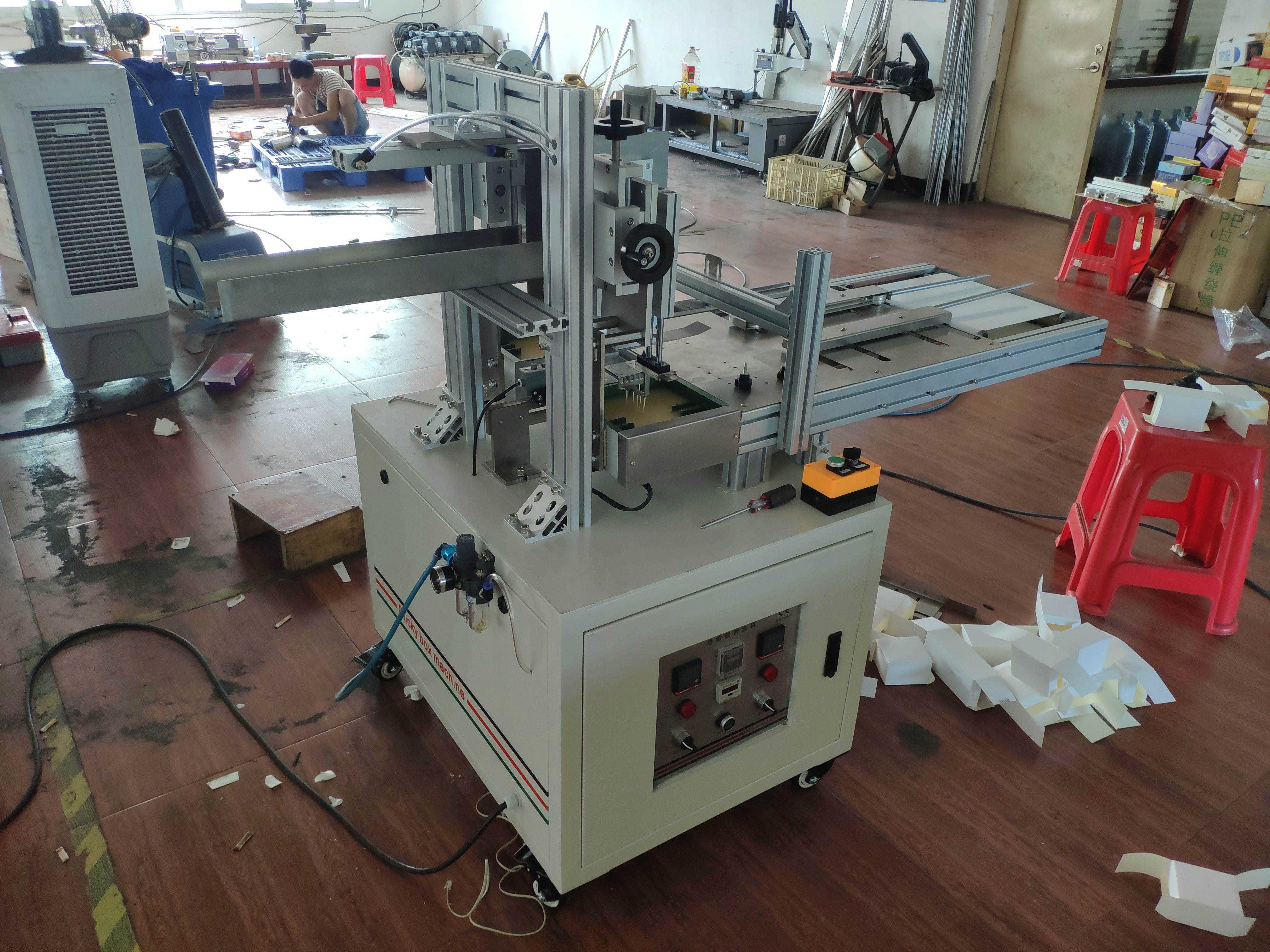 Low Investment Semi Automatic Facial Tissue Paper Packing Machine 36-40 boxes/min