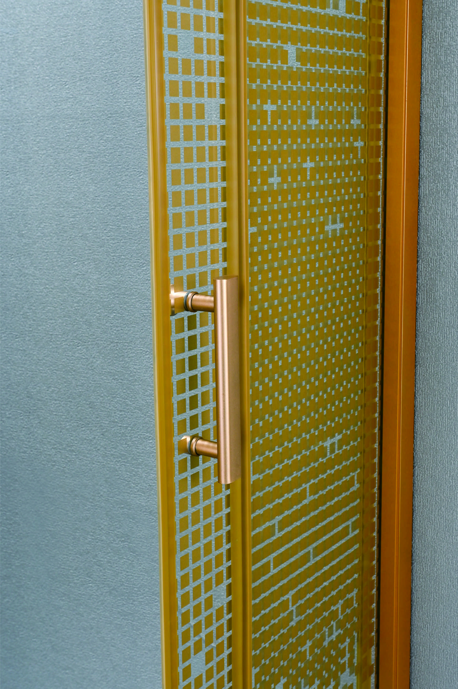Bathroom OEM / ODM Glass Shower Cabinet With Golden Stainless Handle