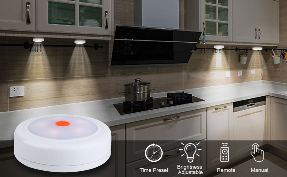 4.5VDC Battery Powered Led Wardrobe Lights 0.5W Remote Controlled Puck Lights