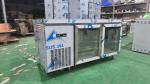 Commercial Counter Table with Glass Door Undercounter Refrigerator