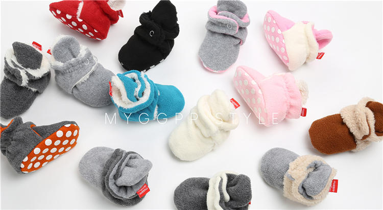 Wholesale cheap fluff boy and girl baby booties socks indoor toddler baby socks shoes