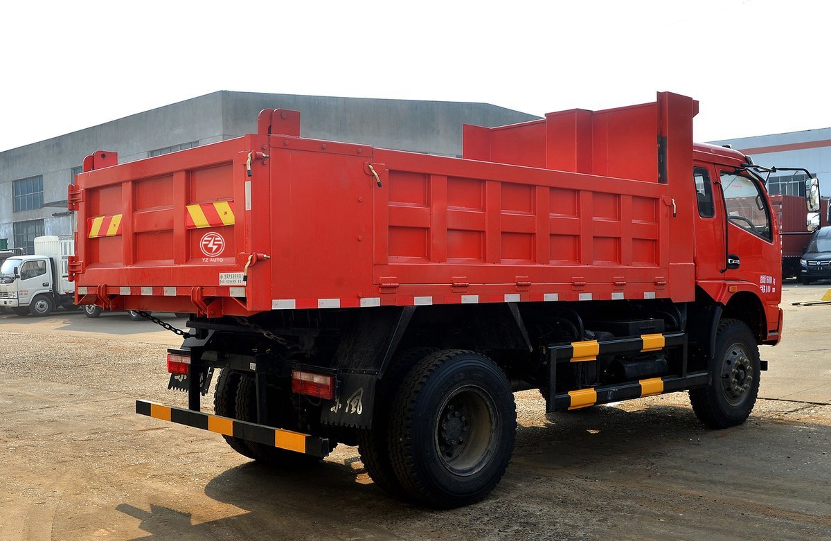 500Nm 4x2 Wheel Rear Tipping Dump Truck For Half A Row By Dongfeng