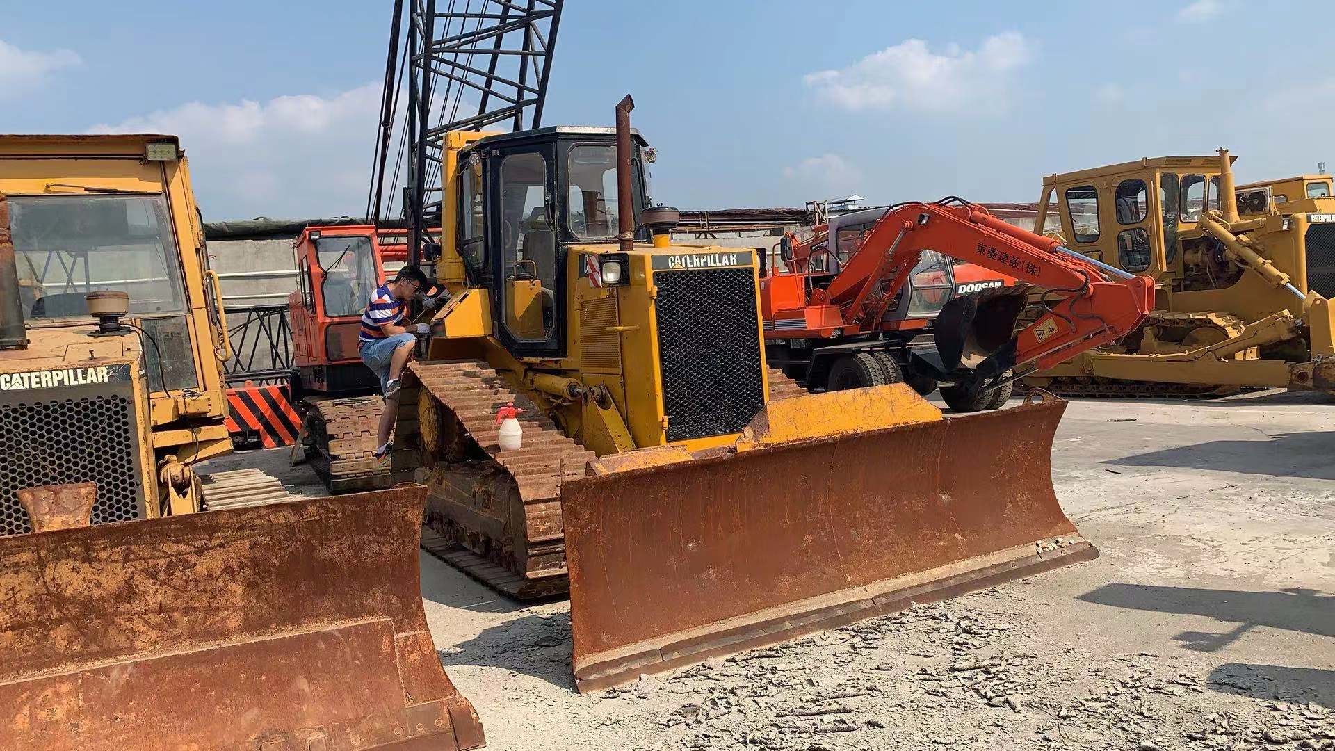 Origial Japan Used CAT D5M Bulldozer With Power Engine/Used Caterpillar Bulldozer for sale