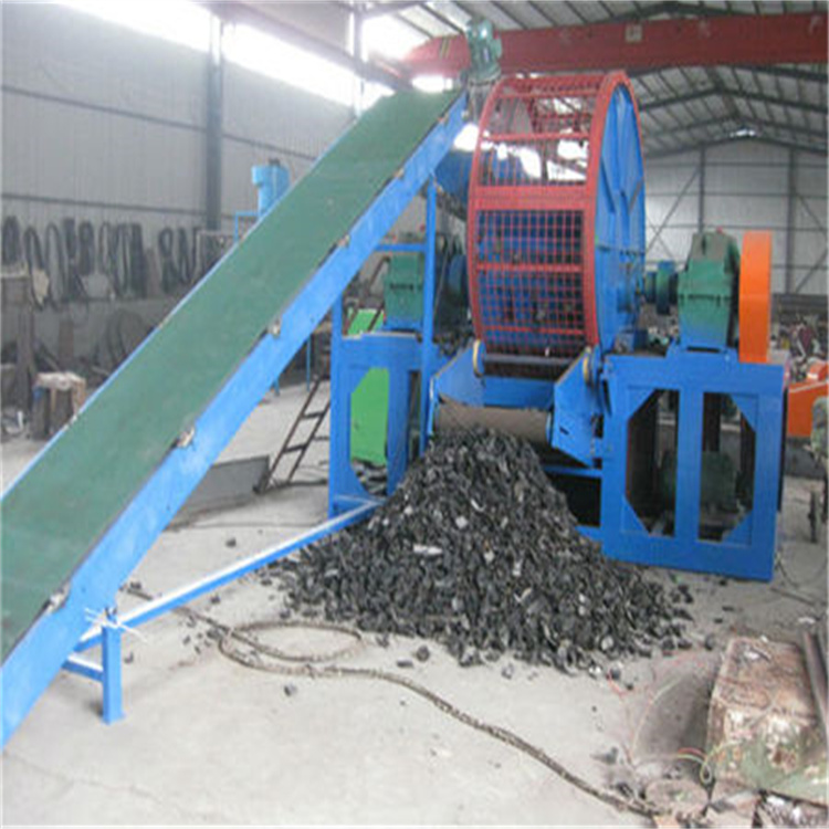 XKP560 Old Tyre Powder Making Machine 45Kw Tire Shredding Machine