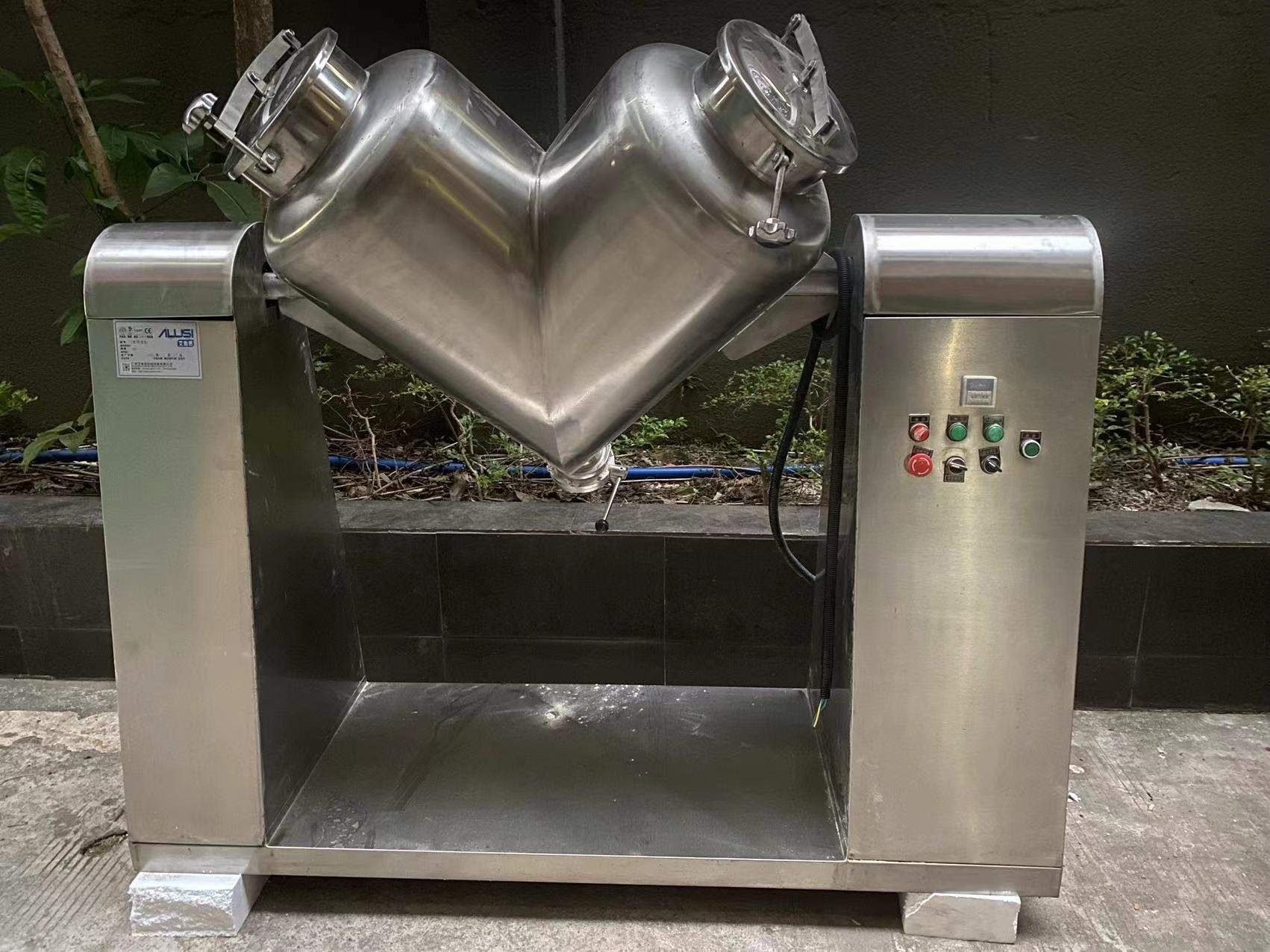 Dry Powder Cone V Type Granule Mixer Industrial Stainless Steel Blender Mixer Machine