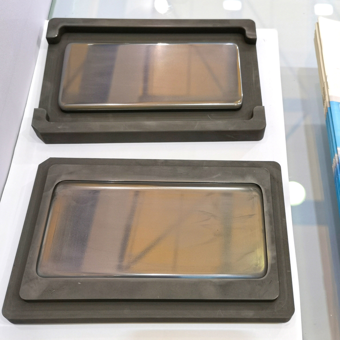 OCE-6S Isostatic Graphite Block for 3D Glass Processing Applications 1