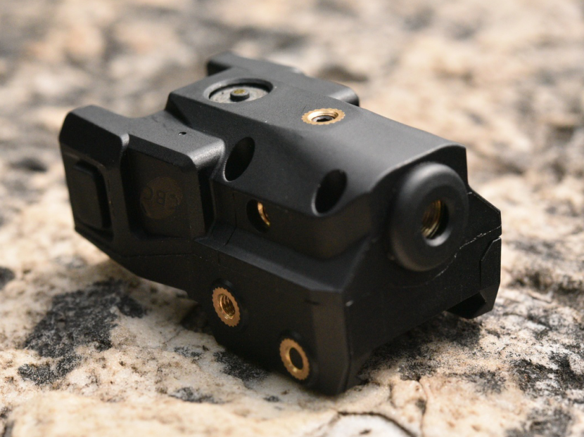 Fiber Reinforced NylonPA66 Housing Mini Laser Sight for Constant or Pause Working Mode