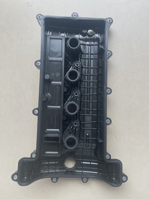 R7 X40 B30 A70 Car Engine Accessories Motor Parts Valve Chamber Cover FAW Pentium Senya