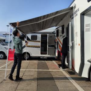 Quality 3x2m Black White Retractable Camper Awning For Motorhome Mobile Dining Car wholesale
