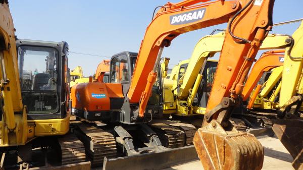 Mini used doosan DH80-7 crawler excavator for sale/used doosan excavator for