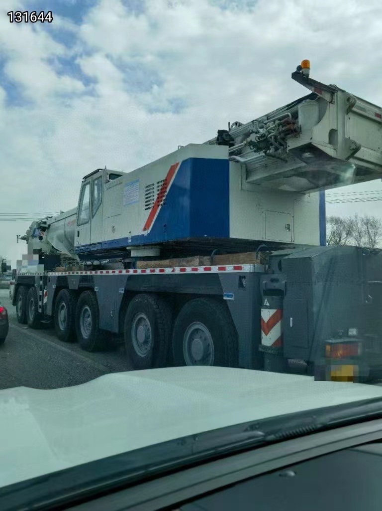 Used 2012 Zoomlion 260t Truck Crane for Sale