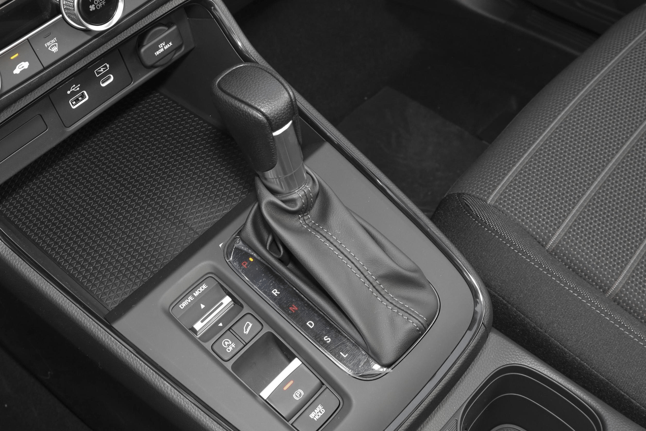 Dark Interior 2024 Hon-da C-R-V 1.5T 2.0L CVT 5-Seater SUV Well-Equipped Petrol 0KM Second Hand Left Steering R17 Tires Turbo