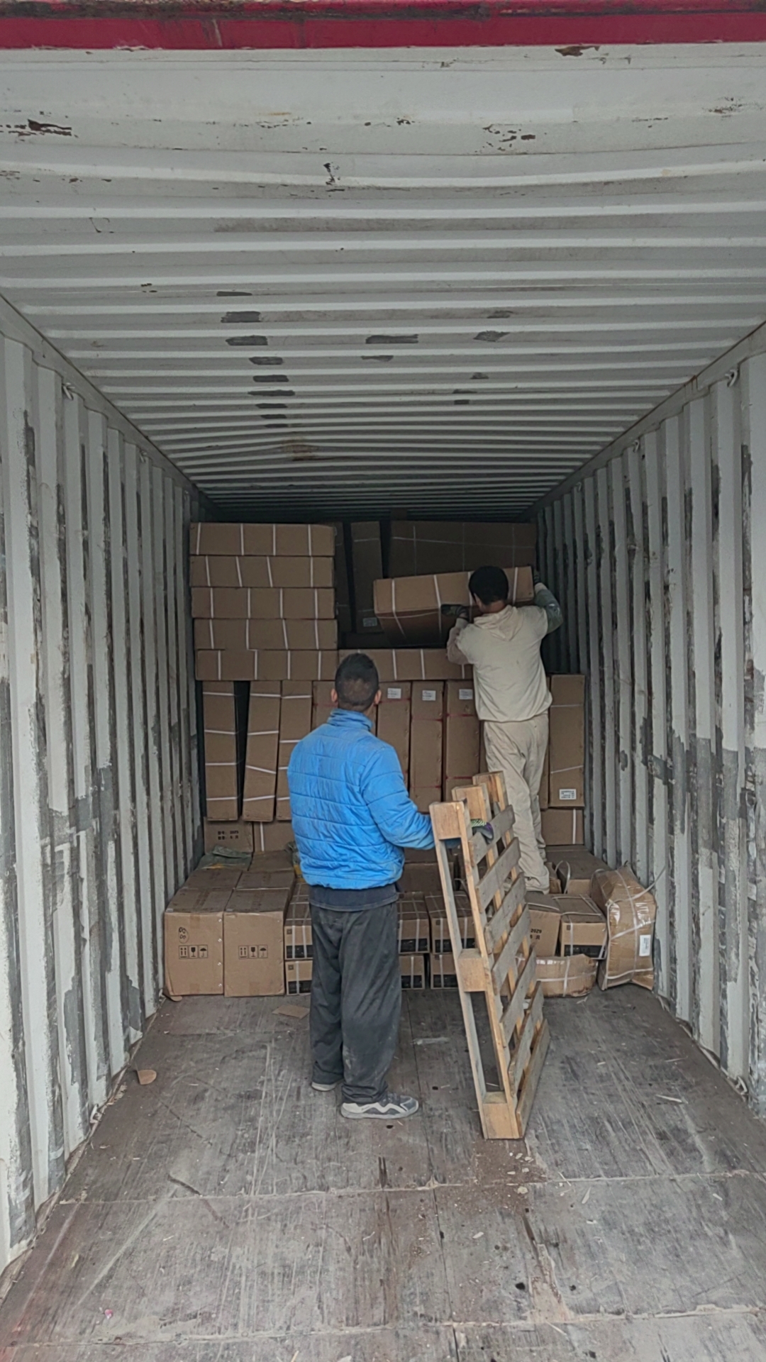 ISO9001/IATF16949 Certified MCP16 Front Brake Drum for Sinotruk Howo SITRAK Truck Axle Parts Air Sea Express Shipping
