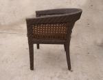 (5pcs)=4pcs chair+1pcs table.