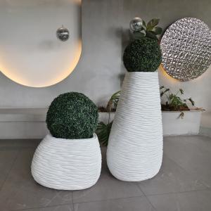 Quality Fiberglass Large Resin GRP Planter Box For Garden Indoor And Outdoor Decor wholesale