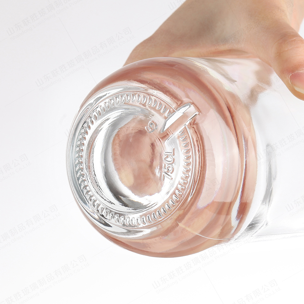 Acceptable Customer's Logo Transparent Boston Round Glass Bottle 700ml 750ml 1000ml
