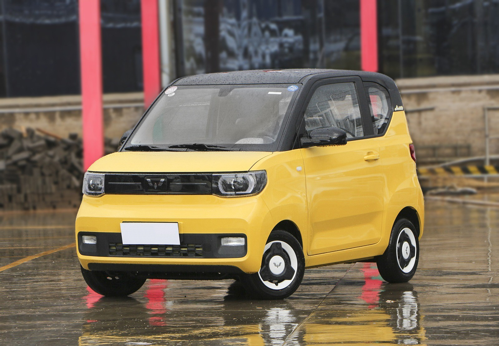 Wuling Mini EvElectric Car Hongguang MINIEV 2022 easy model lithium iron phosphate made in china new car products