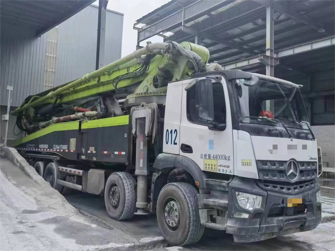 2019 Zoomlion ZLJ5441THBBE Power 315kw 1600rpm Used Concrete Pump Truck With 56.9m Horizontal Reach And 16600mm Length