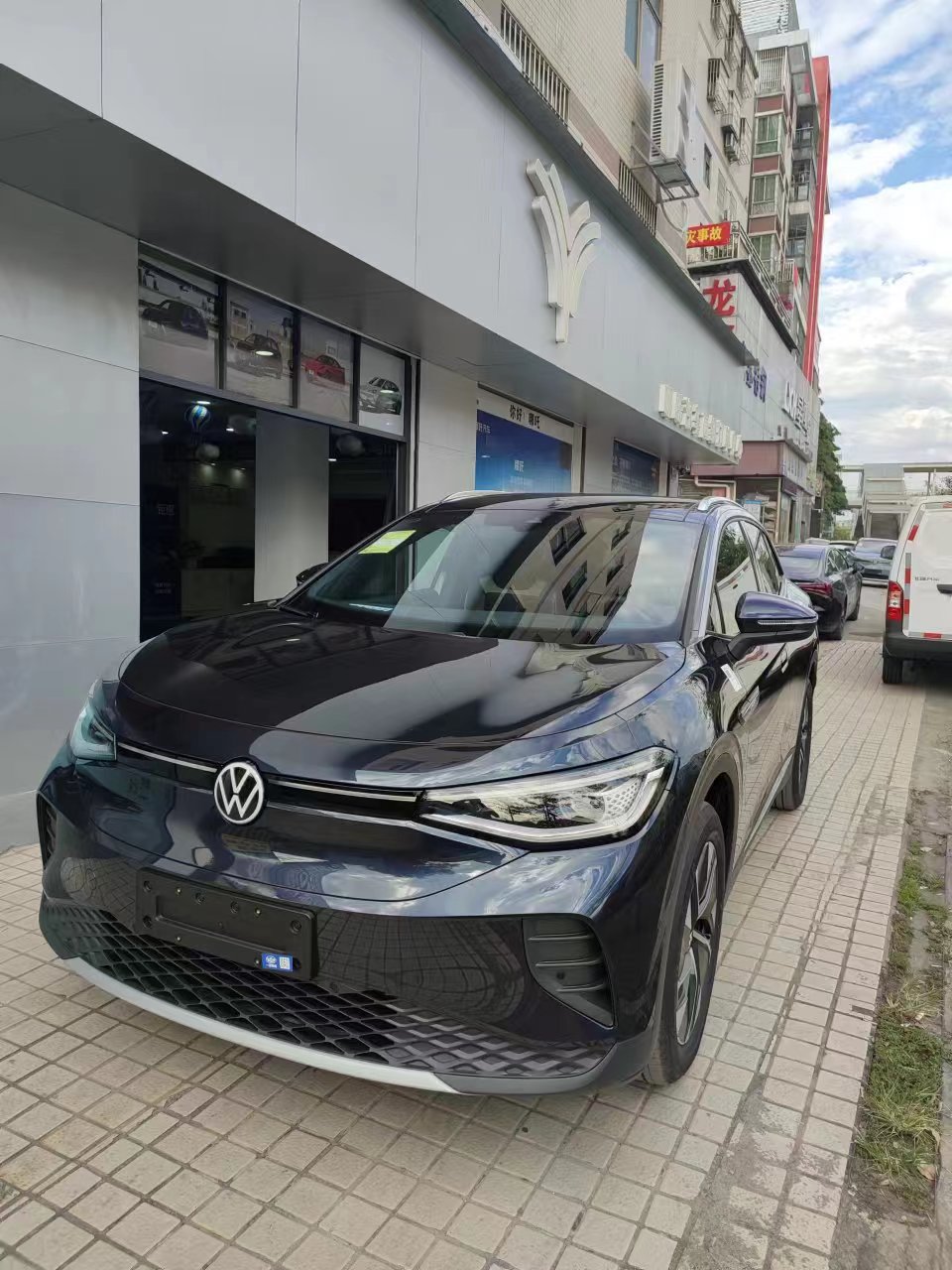 2024 Volkswagen ID4 Crozz Pure Electric EV Car Complete Colors 4592*1852*1629 Adult SUV
