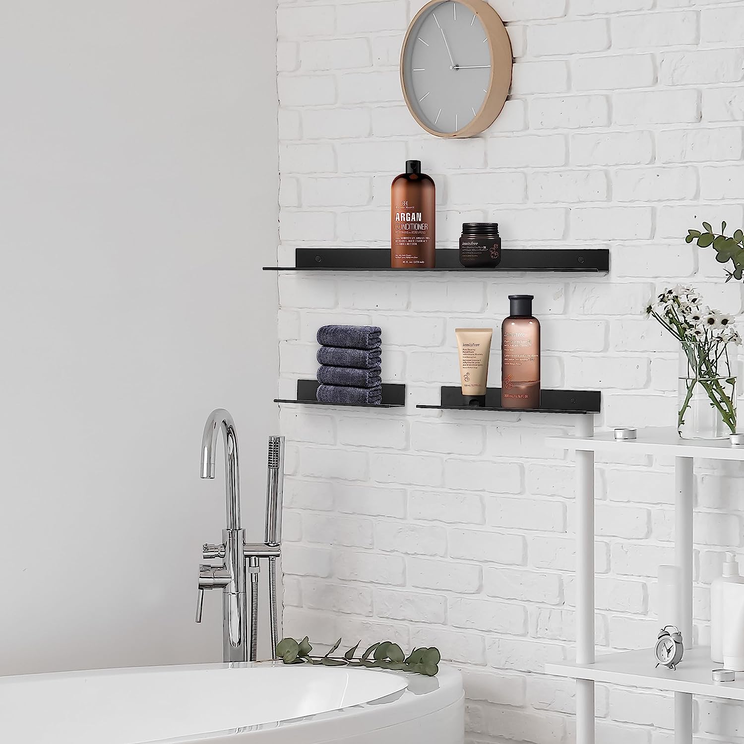 Stylish Matt Black Wall Mount Floating Metal Wall Shelf Bracket for Easy Installation
