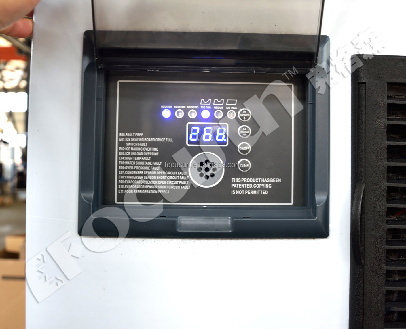Human Consumption Cube Ice Machine with 225kg/24h Capacity and Copeland Compressor