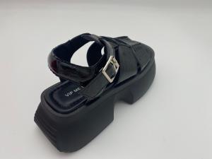 Quality Women summer black thick soled sandals with metal button genuine leather summer wholesale