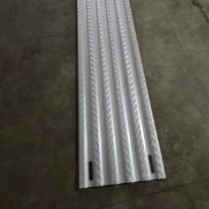 China 500kg/M2 Load Capacity Anodized Aluminum Alloy Solar Rooftop Walkway Flat Shape Roof Solar Energy Walkway on sale