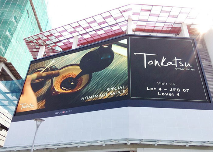 Advertisement P10 Full Color LED Display outdoor 320x160mm IP65 waterproof