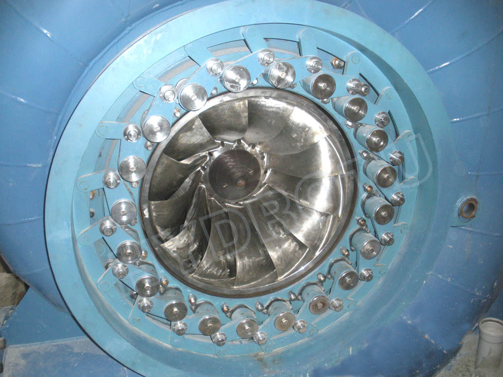 Horizontal / Vertical Shaft Pelton Wheel Water Turbine With Diameter Below 2m In Hydropower Project